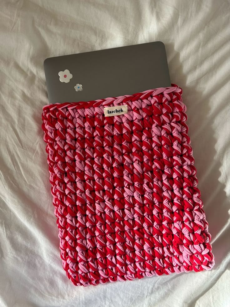 Crochet Laptop sleeve