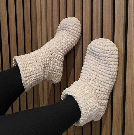 Crochet socks (laklok)